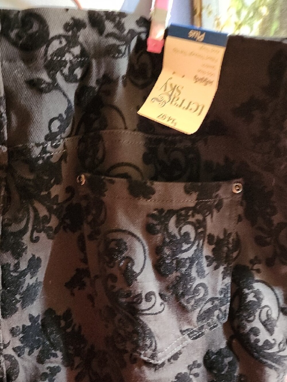 Terra Sky Black Velvet Burnout Floral Skinny Pants Size 2x - Picture 3 of 12